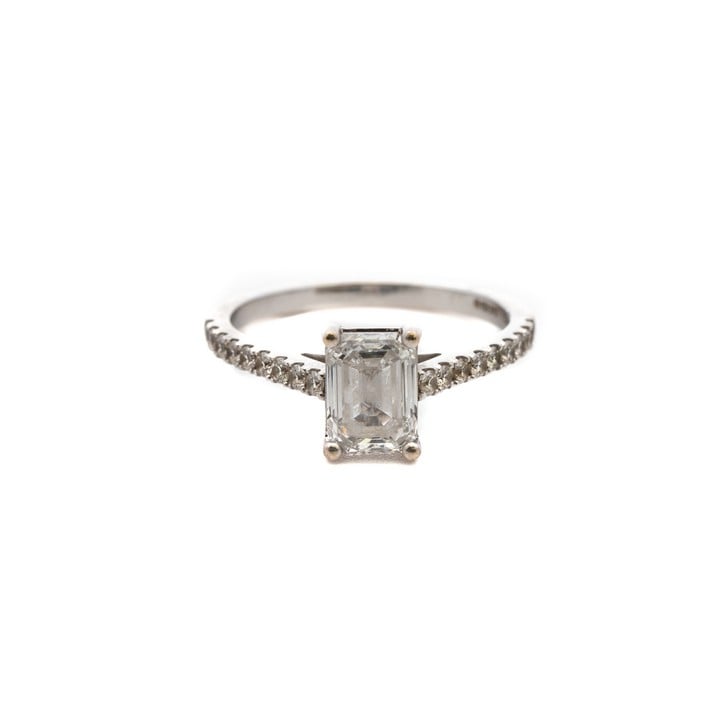 18ct White Gold 1.00ct Lab Grown Diamond Emerald-cut with Diamond Pavé Shoulders Ring, Size J, 2.7g. Colour H, Clarity VS1.  Auction Guide: £250-£350 (VAT Only Payable on Buyers Premium)