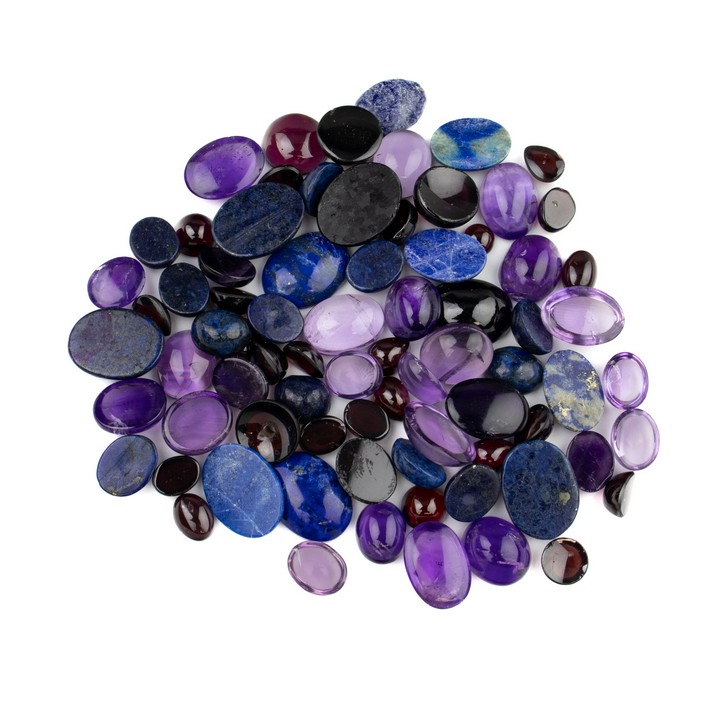 302.69ct Amethyst, Lapis Lazuli and Garnet Cabochon Mixed-cut Parcel of Gemstones, mixed.  Auction Guide: £150-£200