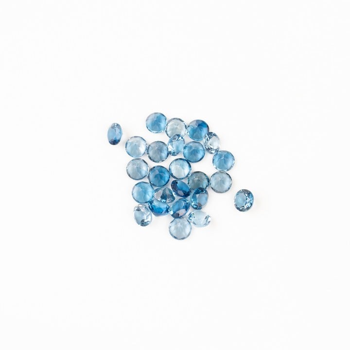 27.01ct London Blue Topaz Faceted Round-cut Parcel of Gemstones, 6mm.  Auction Guide: £150-£200