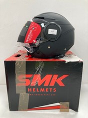 HELMET SMK HELMETS COLOUR BLACK SIZE XS - LOCATION 2A.