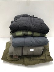 5 X COATS INCL. PARKA MIT FUTTER SIZE 48 OLIVE - LOCATION 33C.