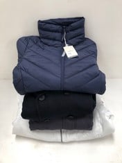 4 X JACKETS INCLUDING SPRINGFIELD JACKET SIZE L BLUE - LOCATION 33C.