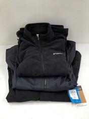 3 X COATS INCLUDING COAT NORTH FACE SANGRO TNF BLACK SIZE XL BLACK - LOCATION 37C.