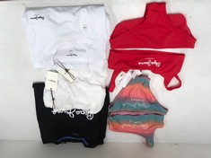 5 X PEPE JEANS CLOTHING ITEMS VARIOUS SIZES AND MODELS INCLUDING SWIMMING COSTUME SIZE 14- LOCATION 42C.