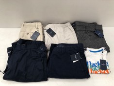 6 X HACKETT GARMENTS VARIOUS MODELS AND SIZES INCLUDING CHILD'S T-SHIRT 2 YEARS - LOCATION 30C.