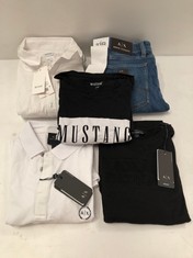 5 X GARMENTS VARIOUS BRANDS AND SIZES INCLUDING ARMANI T-SHIRT SIZE XS - LOCATION 26C.