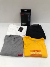 5 X LEVIS GARMENTS VARIOUS MODELS AND SIZES INCLUDING VEST SIZE XL - LOCATION 22C.