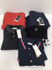 5 X JACK & JONES GARMENTS VARIOUS STYLES AND SIZES - LOCATION 10C.