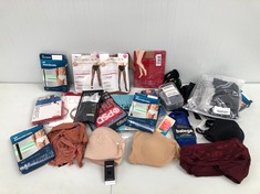 VARIETY OF UNDERWEAR OF DIFFERENT BRANDS AND SIZES INCLUDING PUMA BRIEFS SIZE M - LOCATION 23C.