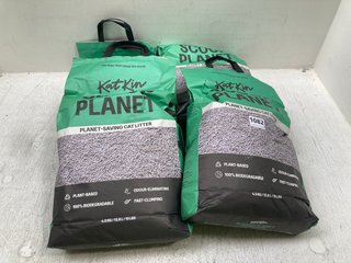 4 X KAT KIN 4.5KG SCOOP PLANET-SAVING CAT LITTER BAGS: LOCATION - C11