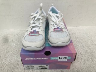 SKETCHERS WOMENS MEMORY FOAM TRAINERS IN WHITE - UK SIZE 4: LOCATION - D1