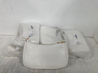 8 X WANTGOR CLUTCH HANDBAGS IN WHITE: LOCATION - A3