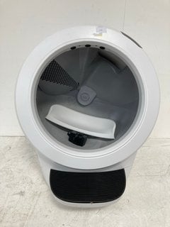 WHISKER LITTER ROBOT 4 SMART SELF CLEANING LITTER BOX RRP: £850: LOCATION - B1