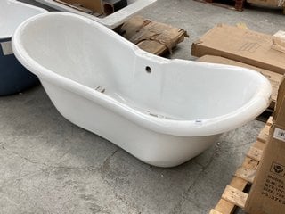 (COLLECTION ONLY) PARK ROYAL 750 DOUBLE ENDED FREESTANDING BOAT BATH IN WHITE: LOCATION - B6