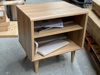 JOHN LEWIS AND PARTNERS EASI KLIX SHERBROOKE 1 DRAWER OAK BEDSIDE TABLE: LOCATION - AR12