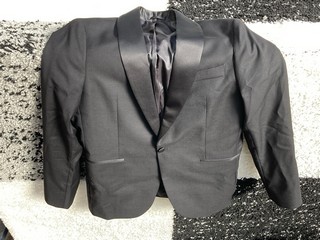 JOHN LEWIS AND PARTNERS REGULAR FIT TUXEDO JACKET IN BLACK: LOCATION - AR14