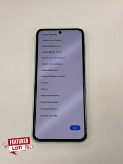 SAMSUNG GALAXY Z FLIP5 512 GB SMARTPHONE (ORIGINAL RRP - £1149) IN GRAPHITE: MODEL NO SM-F731B (WITH CHARGER CABLE & PLUG) [JPTM121449]