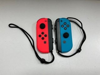 NINTENDO SWITCH JOY-CONS GAMES CONSOLE ACCESSORIES IN RED & BLUE (WITH STRAPS) [JPTM121571]