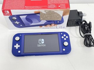 NINTENDO SWITCH LITE 32GB GAMES CONSOLE (ORIGINAL RRP - £199) IN BLUE: MODEL NO HDH-001 (WITH BOX & ALL ACCESSORIES) [JPTM121385]