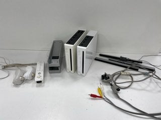 2 X NINTENDO WII GAMES CONSOLES: MODEL NO RVL-001(EUR, WITH POWER ADAPTER, WII REMOTE, 2X NUN CHUCKS, 3X SENSOR BARS & DISPLAY CABLE) [JPTM121802]