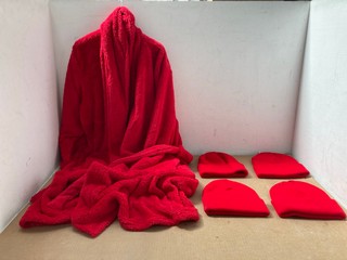 QTY OF ASSORTED CLOTHING ITEMS TO INCLUDE 4 X RESULT KNITTED BEANIE HATS IN RED: LOCATION - C 18