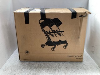 HAUCK SWIFT DUO X DOUBLE PUSHCHAIR: LOCATION - D 14