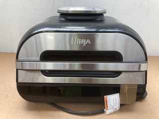 NINJA FOODI MAX HEALTH GRILL & AIR FRYER AG551UK: LOCATION - D 6