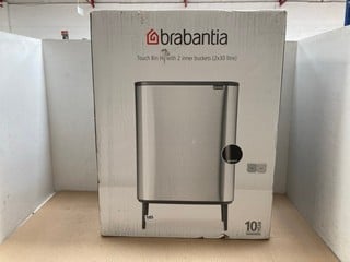 BRABANTIA TOUCH BO HI WITH 2 INNER BUCKETS 2 X 30L BIN IN BLACK: LOCATION - A9