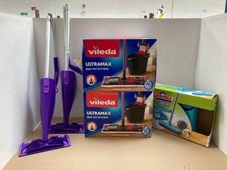 QTY OF ASSORTED CLEANING ITEMS TO INCLUDE VILEDA ULTIMATE 2-IN-1 MICROFIBRE MOP SET: LOCATION - A9