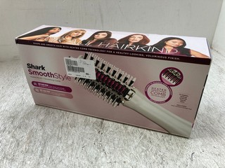 SHARK SMOOTH STYLE HEATED BRUSH: LOCATION - A12