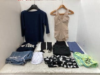 QTY OF ASSORTED WOMENS CLOTHING ITEMS TO INCLUDE PRIMARK UNITARD IN BLACK SIZE UK M: LOCATION - B18