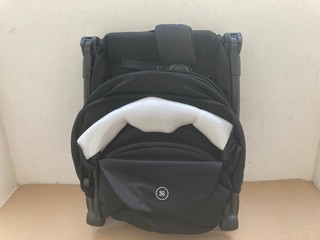 SILVER CROSS CLIC STROLLER IN SPACE: LOCATION - A1