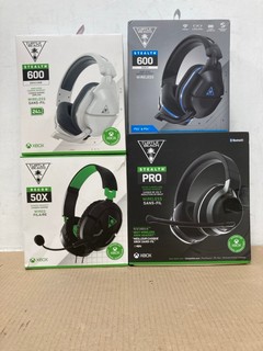 4 X HEADSETS TO INCLUDE TURTLE BEACH STEALTH 600 GEN 2 USB WIRELESS AMPLIFIED GAMING HEADSET: LOCATION - B 11