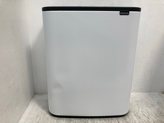 BRABANTIA BO TOUCH BIN WITH 2 INNER BUCKETS - 30L CAPACITY EACH: LOCATION - B 5