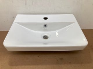 500 BASIN 1TH SINK IN WHITE: LOCATION - C 13