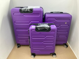 SET OF 3 WHEELED HARD SHELL SUITCASES IN PURPLE - VARIOUS SIZES: LOCATION - C 14