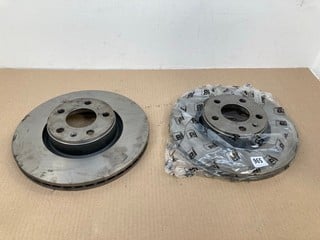 2 X BRAKE DISCS: LOCATION - C 15