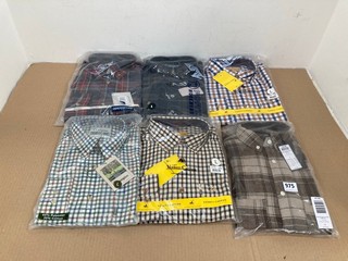 6 X MENS CLOTHINGS TO INCLUDE ONLY & SONS ONS LUKA SLIM LONG SLEEVE BROWN CHECKED SHIRT - UK SIZE: SMALL: LOCATION - C 15