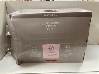 JOHN LEWIS & PARTNERS DUCK FEATHER & DOWN KING SIZE DUVET 10.5 TOG: LOCATION - AR15