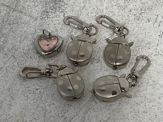 A COLLECTION OF PENDANT WATCHES: LOCATION - BR1