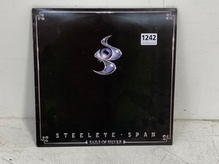 AN ORIGINAL VINYL LP RECORD: SAILS OF SILVER - STEELEYE SPAN: LOCATION - BR1