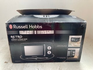 RUSSELL HOBBS RETRO COMPACT CLASSIC NOIR MANUAL MICROWAVE MODEL NO. RHETT MM705B-N: LOCATION - BR3