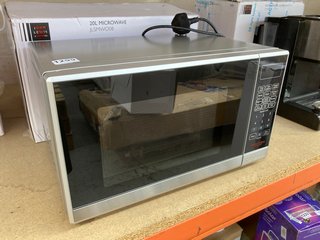 JOHN LEWIS & PARTNERS 20L MICROWAVE OVEN MODEL : JLS4008 IN SILVER: LOCATION - BR10