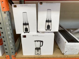 3 X ASSORTED JOHN LEWIS & PARTNERS HOUSE HOLD ITEMS TO INCLUDE 1.75L GLASS TABLE BLENDER: LOCATION - BR10