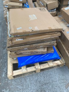 PALLET OF ASSORTED SAFETY GATES TO INCLUDE HAUCK SAFETY GATES: LOCATION - B7 (KERBSIDE PALLET DELIVERY)