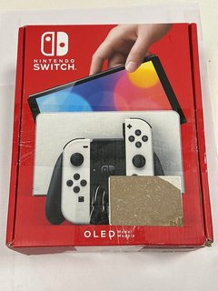 NINTENDO SWITCH OLED MODEL 64GB GAMES CONSOLE (ORIGINAL RRP - £309) IN WHITE: MODEL NO HEG-001 (WITH BOX & ALL ACCESSORIES, MINOR COSMETIC IMPERFECTIONS) [JPTM121750] THIS PRODUCT IS FULLY FUNCTIONAL