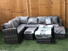 5 SEATER RATTAN GARDEN SOFA IN GREY TO INCLUDE GLASS TOP COFFEE TABLE AND 2 X FOOTSTOOL WITH GREY CUSHION