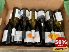 12 X BOTTLES OF ASSORTED WHITE WINE TO INCLUIDE TERRE DI CHIETI PASSERINA 2022 DRY WHITE WINE 75CL (18+ ONLY) (COLLECTION DAYS MONDAY 19TH - WEDNESDAY 21ST AUGUST)