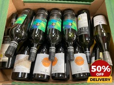 12 X BOTTLES OF ASSORTED WHITE WINE TO INCLUDE GENERAZIONE MILLE 898 FALDE INSOLIA 2022 CARRICANTE ORGANIC DRY WHITE WINE 75CL (18+ ONLY) (COLLECTION DAYS MONDAY 19TH - WEDNESDAY 21ST AUGUST)