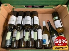 12 X BOTTLES OF ASSORTED WHITE WINE TO INCLUDE VERDEJO RUEDA VEGADELPAS 2022 DRY WHITE WINE 75CL (18+ ONLY) (COLLECTION DAYS MONDAY 19TH - WEDNESDAY 21ST AUGUST)